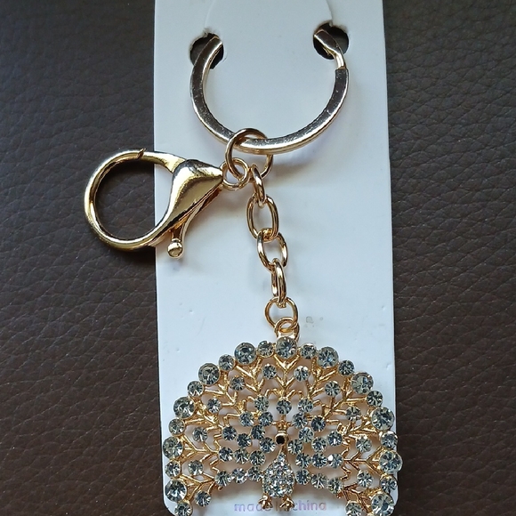 Mint Accessories - Mint Gold and Silver Crystal Key Holder
